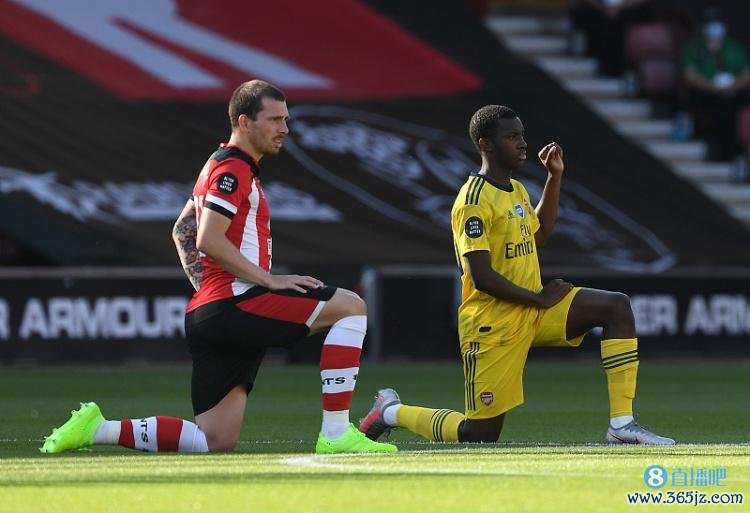 泰晤士报：英超一致同意不在赛前下跪欧冠主题曲，除节礼日等重要时间节点